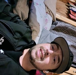 Meet your Posher, Joshua